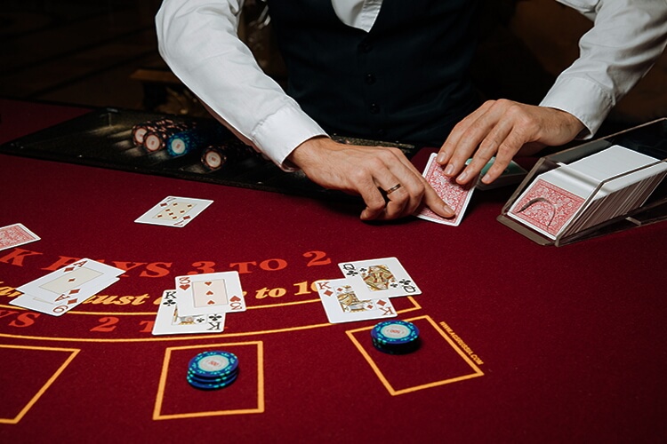 How to Deal Blackjack for Beginners